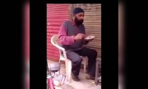 শান্তি করে খেতে দেয় না বন্ধুরা