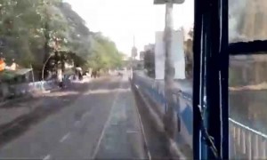 জনতা কারফিউ কিভাবে পালন করছে কলকাতা দেখুন