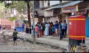 অনেকেই শুধু থালা বাজিয়ে সন্তুষ্ট ছিল না মনে হয়