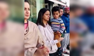 কঙ্গনা আর তার পরিবার বললেন ডাক্তারদের থ্যাংক ইউ