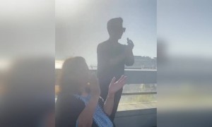 দেখুন করণ জোহর এবং তার পরিবার কিভাবে জনতা কারফিউ পালন করলো