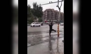 লোকটার আজ কপাল খারাপ