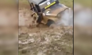 গাড়ির চালক কিভাবে পড়ে গেল দেখুন