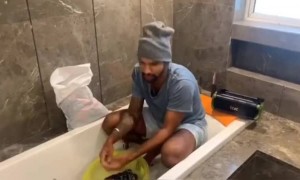 ঘরে বসে শিখার ধাওয়ানের কি অবস্থা হলো দেখুন