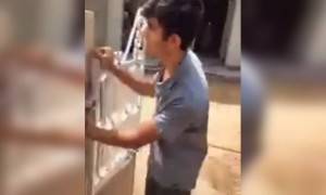 এভাবে দিন কাটছে এখনো যুবকদের