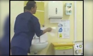 করোনা ভাইরাস থেকে বাঁচতে গেলে কেন দূরত্ব বজায় রাখা উচিত দেখুন