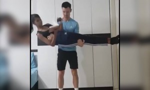 লকডাউনে এভাবেই নিজেকে ফিট রাখা যায় জিম না গিয়ে