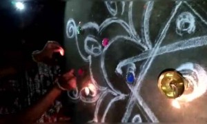 এই পরিবার কি সুন্দর প্রদীপ জ্বালাল দেখুন