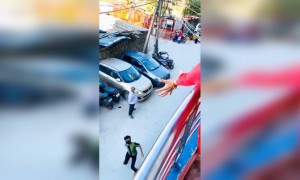 লকডাউনে দেখা গেলো কিছু ভালোবাসার মুহূর্ত