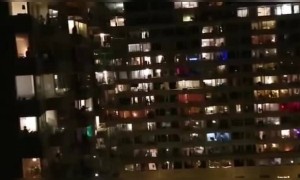 লকডাউনের মধ্যে চলছে আমস্টারডামে পার্টি