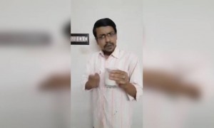 চা প্রেমী কাকু কে নিয়ে আরেক হাস্যকর ভিডিও দেখুন