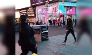 কি দারুন ভাবে রাস্তা পরিষ্কার করলেন এই লোকগুলো দেখুন