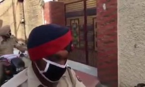 দেখুন পাঞ্জাব পুলিশ লকডাউনের মাঝে এক বাচ্চাকে জানালেন জন্মদিনের শুভেচ্ছা