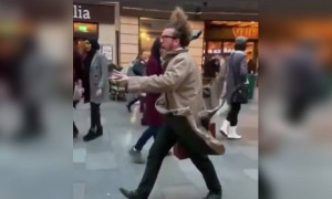 বলুন দেখি সে কি মানুষ না মূর্তি?