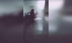 ভূতের ভয়ে এরকম অনেকেই করে থাকে