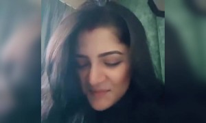 দেখুন শ্রাবন্তী লকডাউনের সময় ঘরে বসে টাইমপাস কিভাবে করছেন