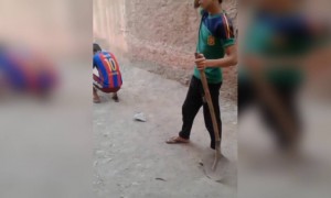 অন্যকে ব্যথা দিতে গিয়ে কি হলো দেখুন