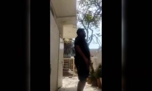 এই ডিগবাজিটা একটু আলাদা লাগছে