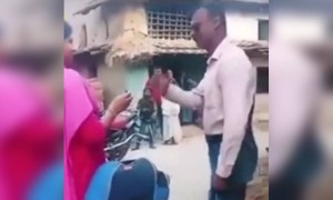 এভাবে কোনোদিন কাউকে প্রপোজ করেছেন?