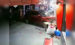 লোকটার কপাল খুবই ভালো, একটুর জন্যে বেঁচে গেলো