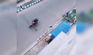 লকডাউনে ক্রিকেট খেলার নতুন পদ্ধতি