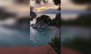 ক্রোয়েশিয়ার সুন্দর মাকারসকা বীচ দেখুন