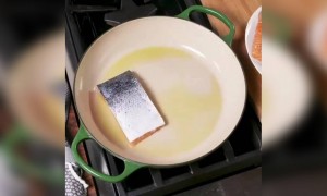 দেখুন স্যামন মাছের এক দারুন রেসিপি