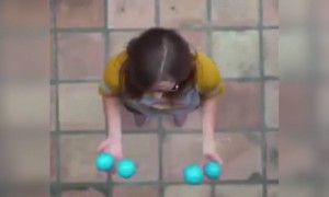 জাগলিং উপর থেকে কি সুন্দর দেখায়