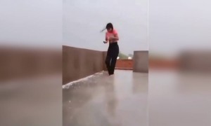 বৃষ্টির সময় বেশি তাড়াহুড়ো করতে নেই