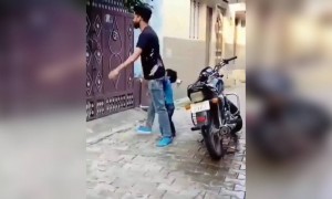 বাইক থেকে নামার নতুন টেকনিক এবার