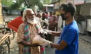 লকডাউনের সময় দুস্থদের পাশে দাঁড়ালো ABS-এর সদস্যরা