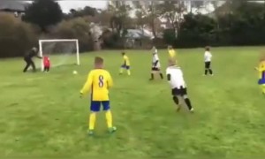 যখন গোলকিপারের বাবা গোলকিপারের থেকে বেশি জিততে চায়