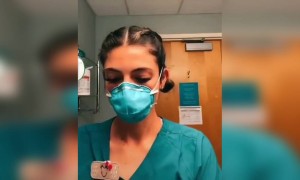 সারাদিন কাজের পর মাস্ক খুলতে পারা খুবই আরামের ব্যাপার ডাক্তারদের জন্য