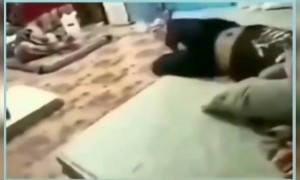 খুব ব্যাথা লেগেছে মনে হচ্ছে