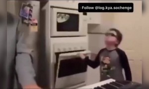 বাবা ছেলে মজাতেই আছে