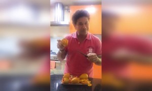 পরিবারকে ম্যাংগো কুলফি বানিয়ে খাওয়ালেন সচিন টেন্ডুলকার