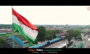 করোনার বিরুদ্ধে লড়াই চালিয়ে চলেছে শিলিগুড়ি পুলিশ