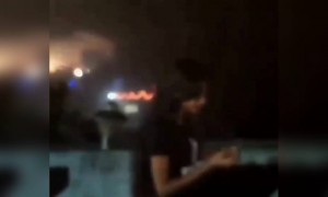 বাজি ফাটাতে গিয়ে কি হলো দেখুন