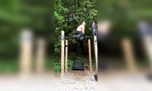 কি অসাধারণ ক্ষমতা ছেলেটার দেখুন