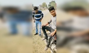 নিজের ভাইএর মতো দেখতে দেখে কী করলো দেখুন।