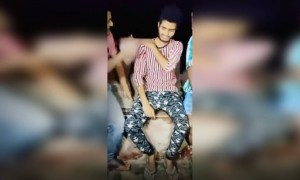 ডাক্তারবাবু রোগীকে সাতসকালে ঘুমোতে বলায়, রোগী কী করলো দেখুন।