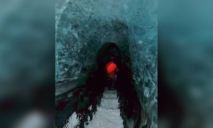 গুহার ভিতরকার দৃষ্টি দেখুন ভিডিওটিতে ।