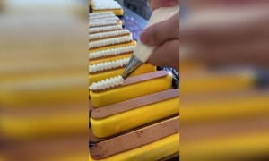 খুবই সুন্দর সাজিয়েছে ।