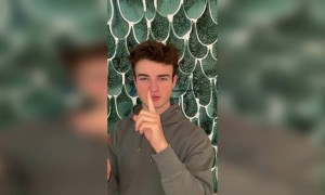 হাসি -মাজতে ভরা ভিডিও ।