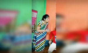 বেঁয়াই কে বাড়তি নিয়ে এসে সরবত খায়োতে গিয়ে বেঁয়ান একী করলো।