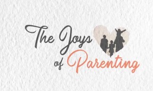 শুভ বাবা-মা দিবস, মা এবং বাবা! আমার জীবনে আপনার মতো দুটি দোয়া পাওয়ার জন্য আমি খুব ভাগ্যবান!