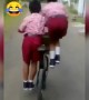 এভাবে কখনো সাইকেল চালিয়েছেন?